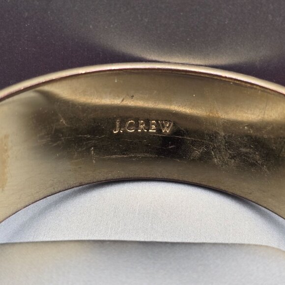 J Crew Red Enamel Bangle Bracelet 7.5" Gold Tone Wide Band Retro Statement - Picture 3 of 6